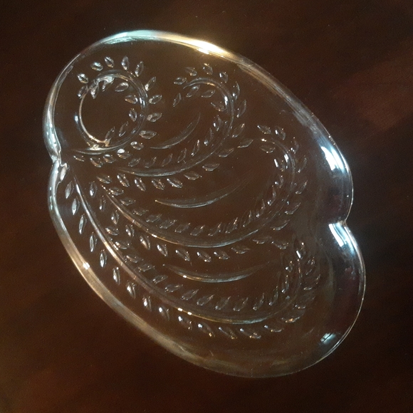 Set of 4 Glass Plates - Picture 5 of 8